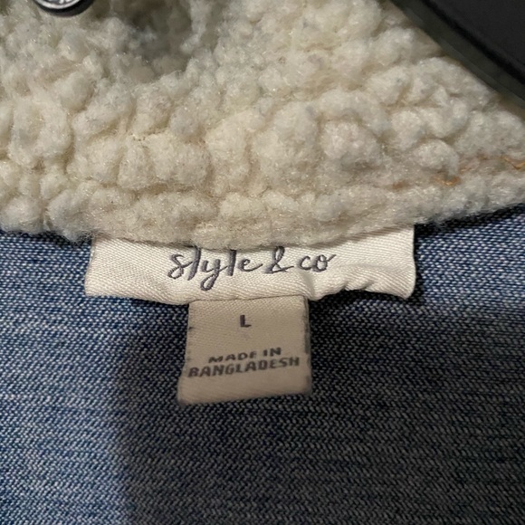 Jean jacket - Picture 3 of 4